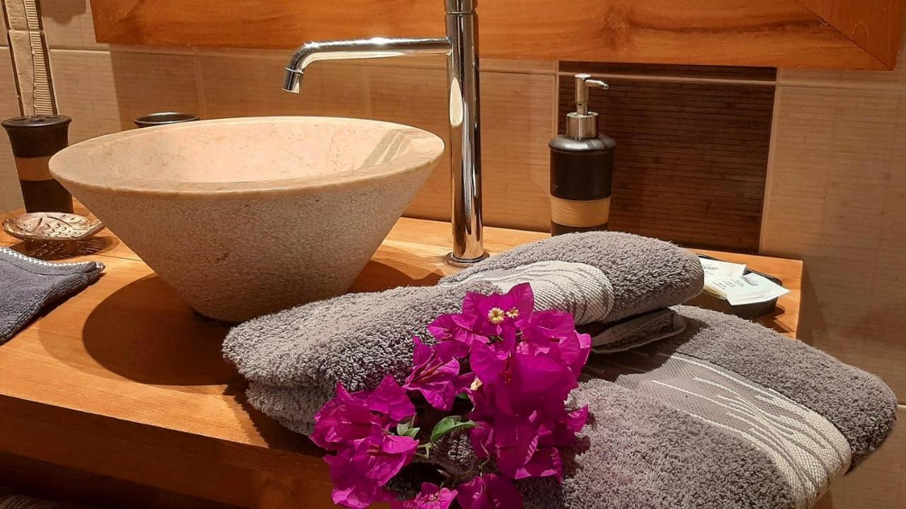 Leu Bleu Austral Hotel Сен-Лу Екстериор снимка